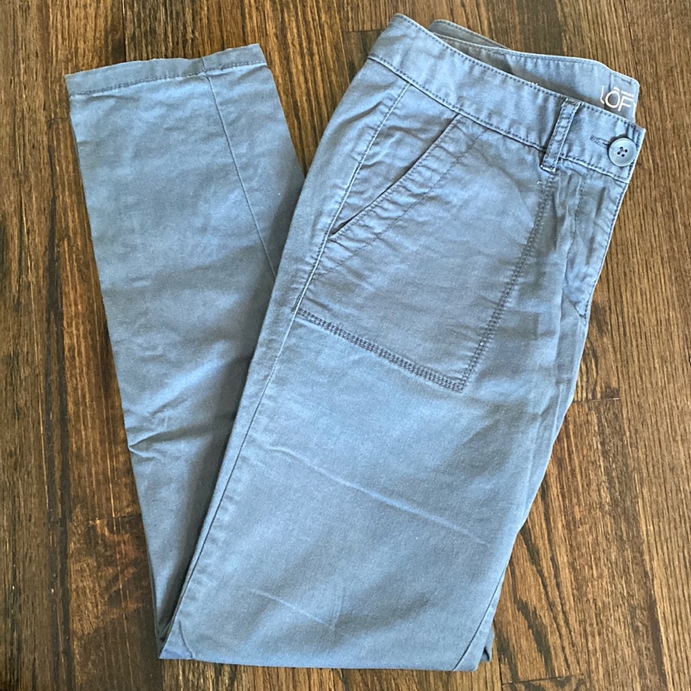 LOFT relaxed skinny pants - size 2